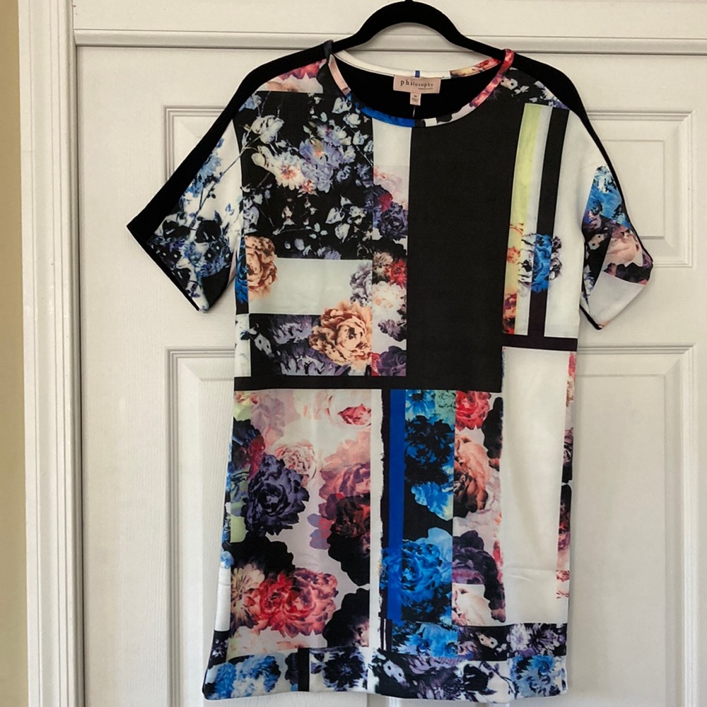 Ladies Never worn Sz Med Philosophy Dress Polyester/spandex